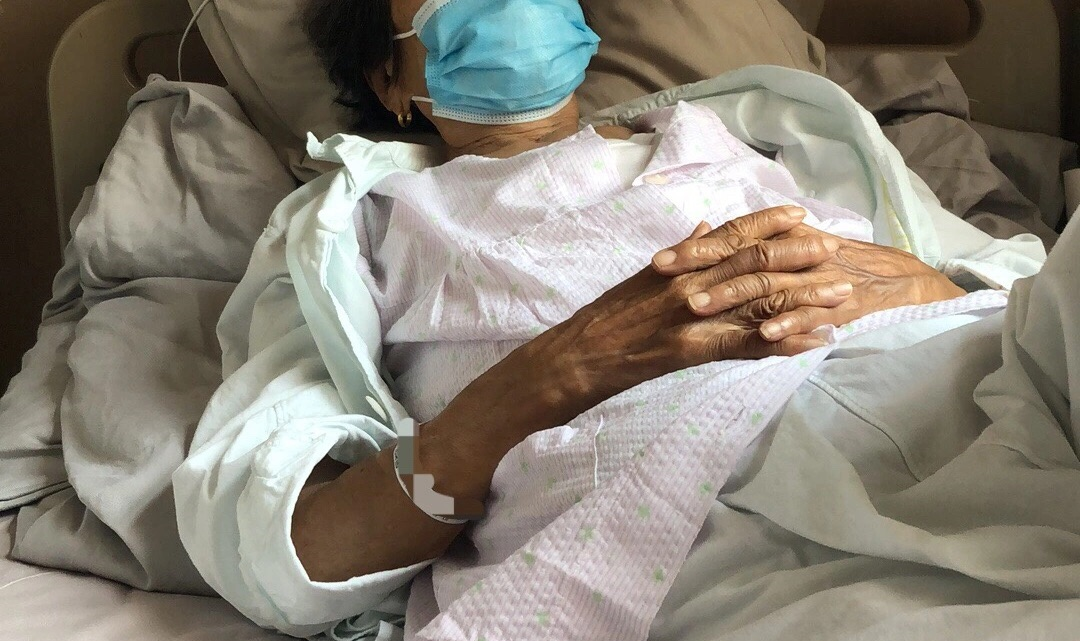 “26岁确诊肺癌，是奶奶和新冠救了我一命……”